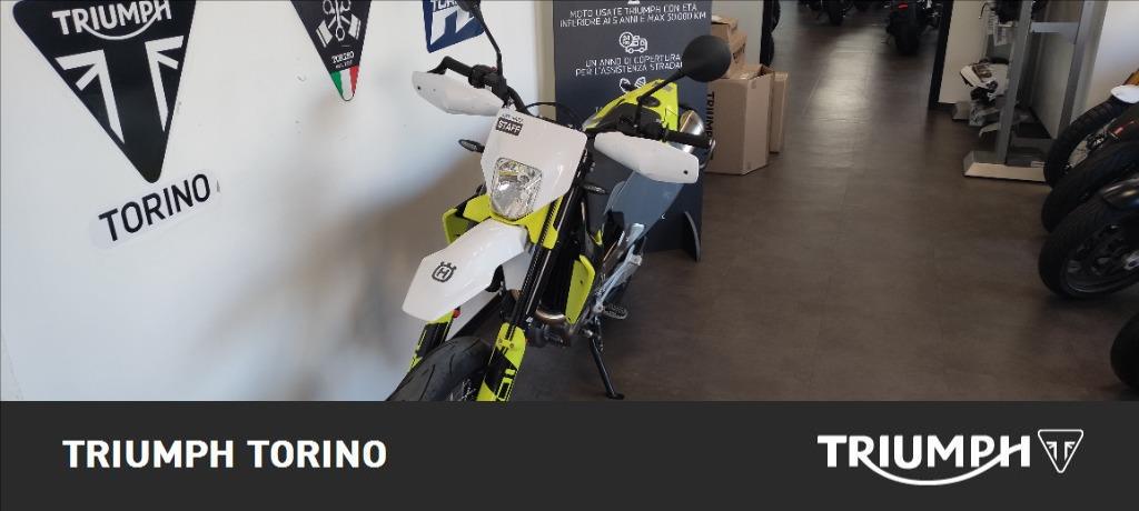 HUSQVARNA Supermoto 701 4T 