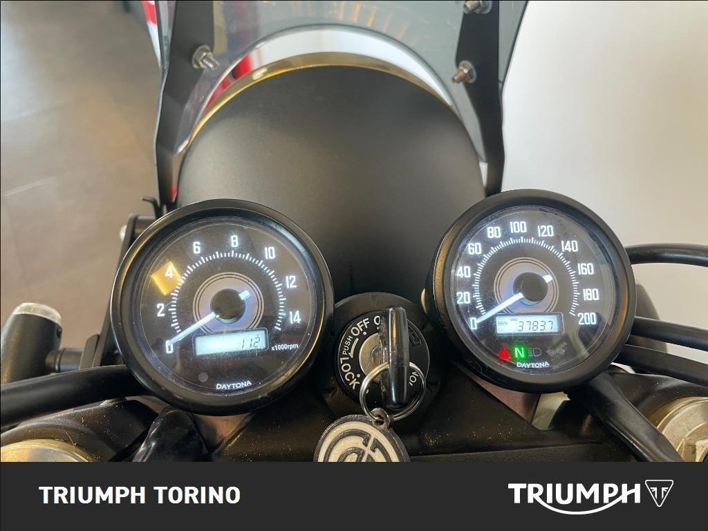 TRIUMPH Trident 900 