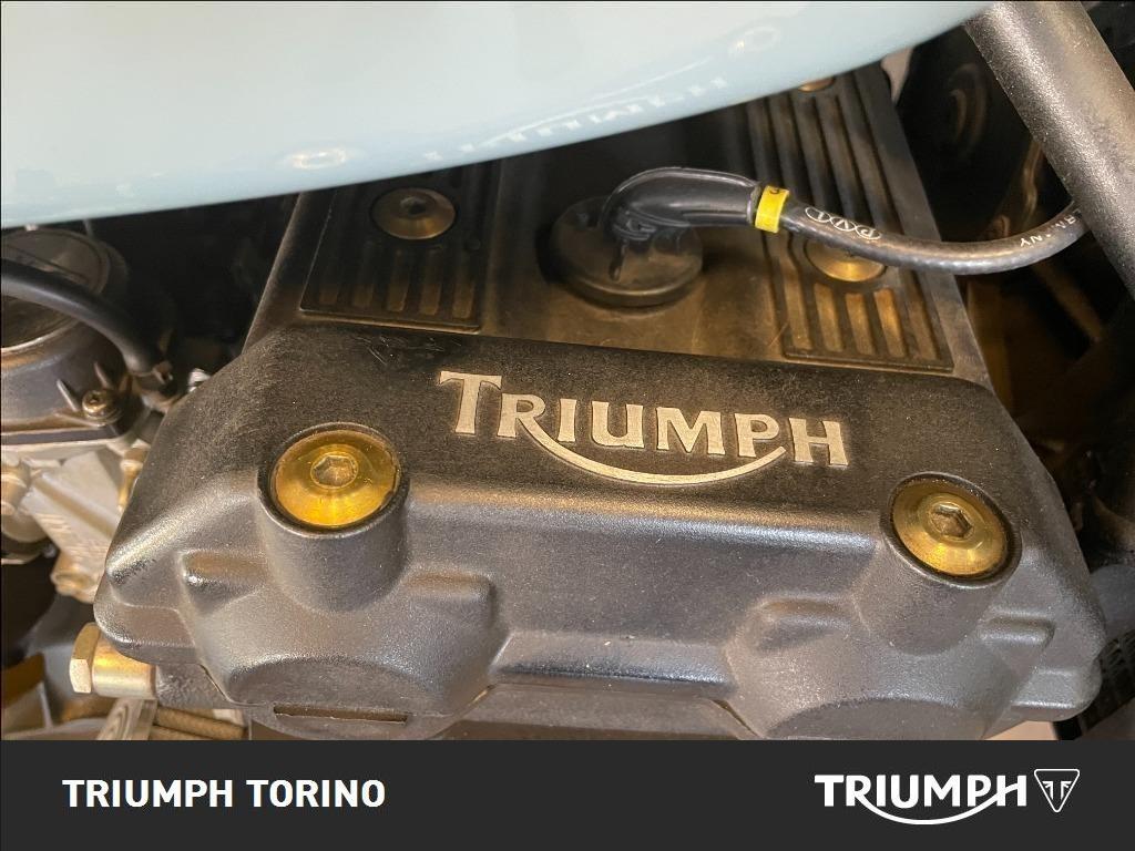 TRIUMPH Trident 900 