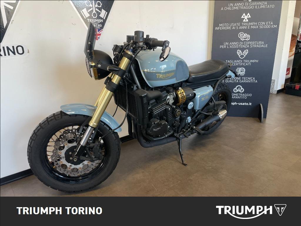 TRIUMPH Trident 900 