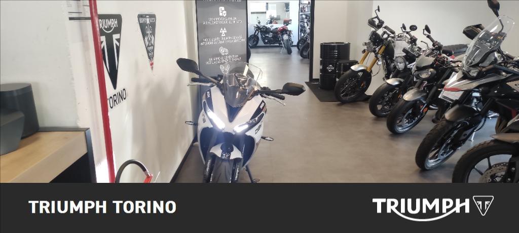 TRIUMPH Daytona 660 Abs