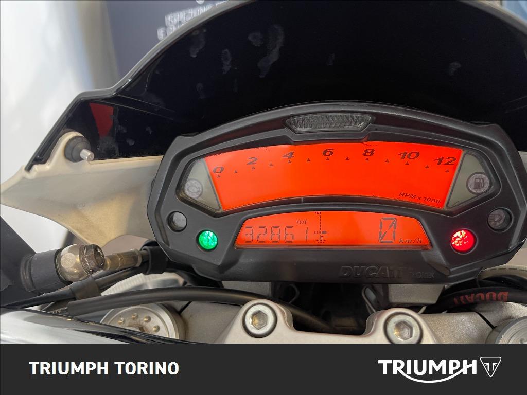 DUCATI Monster 696 +