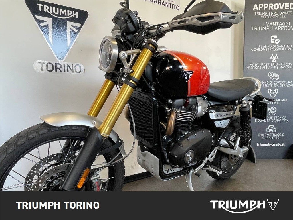 TRIUMPH Scrambler 1200 XE Baja Orange/Phantom Black Abs
